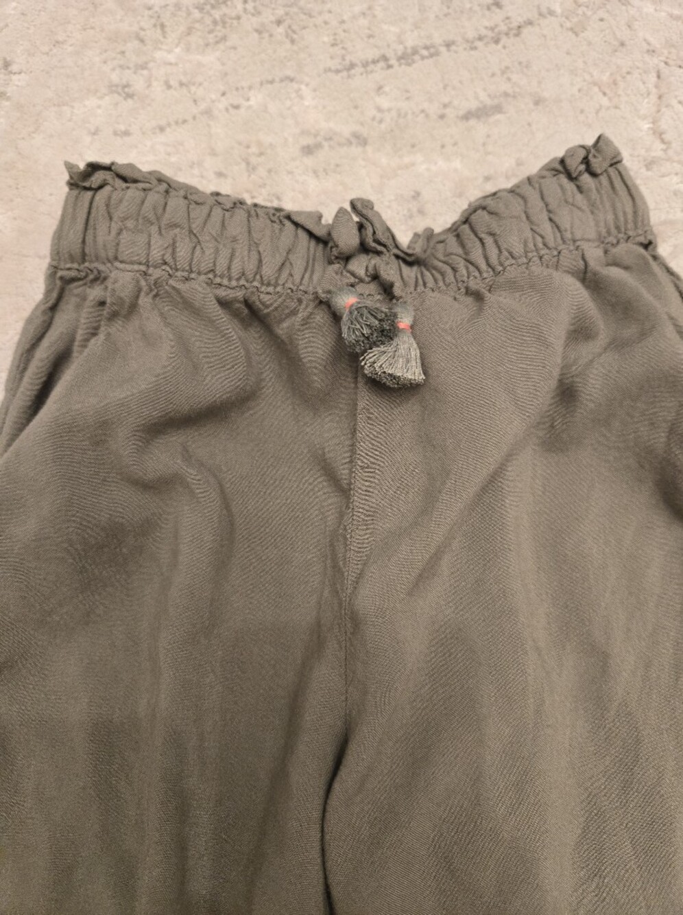 H&M Relaxed Loose Olive Green Wide-Leg Pants - Picture 3 of 9